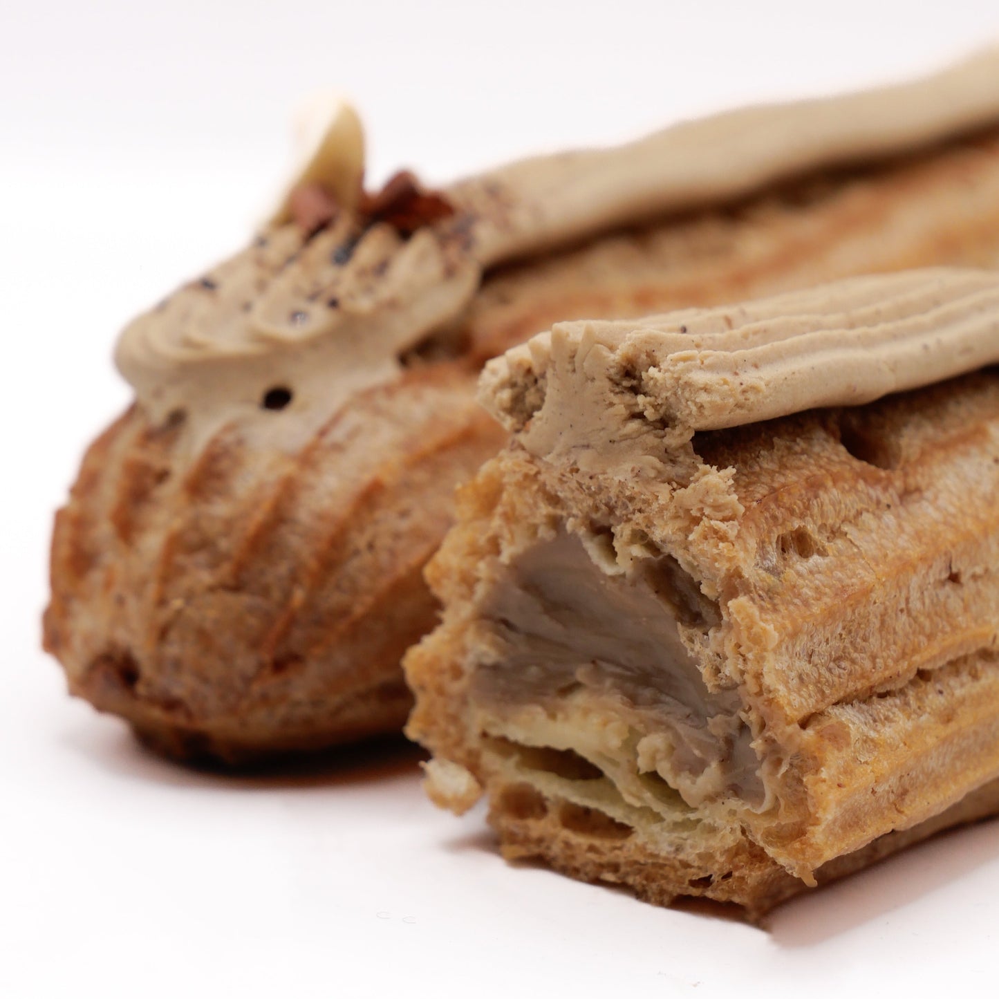 Juliette - Eclair Café Praliné